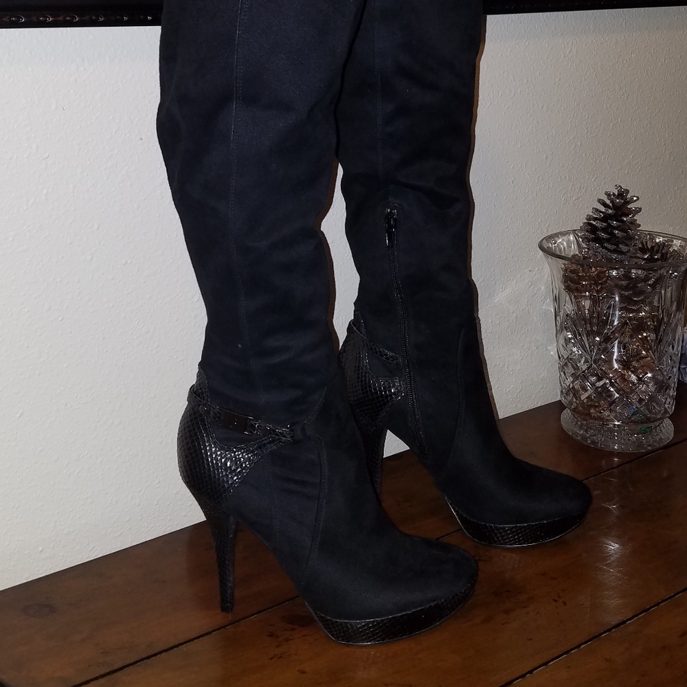 Guess heels